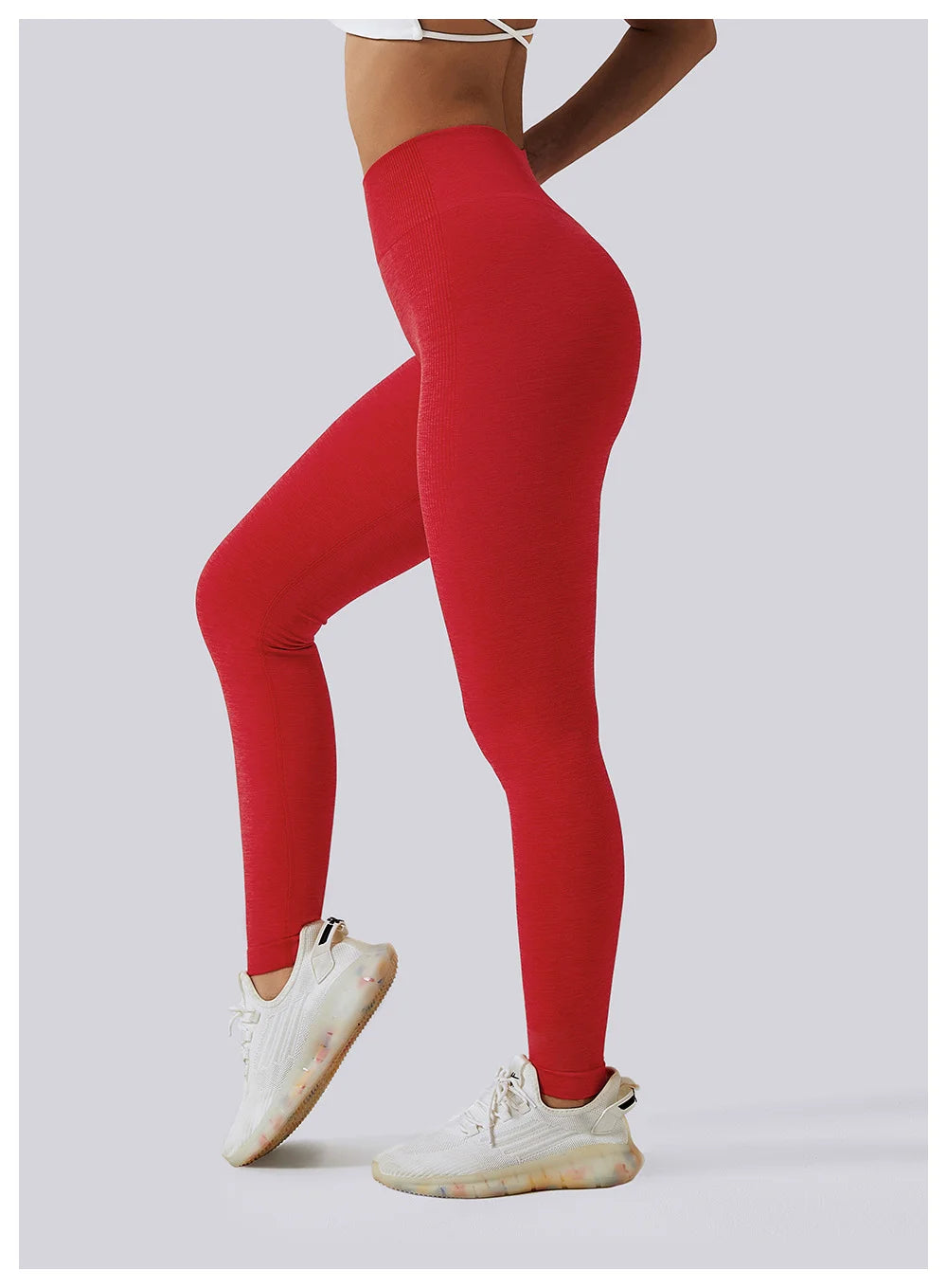 Seamless hip-lift sports leggings