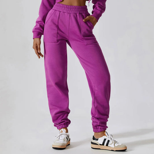 Loose ankle-banded sweatpants